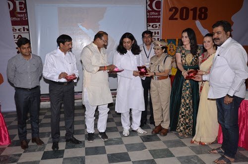 With Pt. Suresh Mishra (Founder & President of Sarv Bhramin Mahasabha), Police officer Ms. Sunita Meena, Mr. Jai Ahuja — at International School of Astrology and Divine Sciences.
